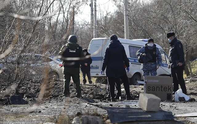 Четыре человека погибли после подрыва автомобиля на мине в Белгородской области