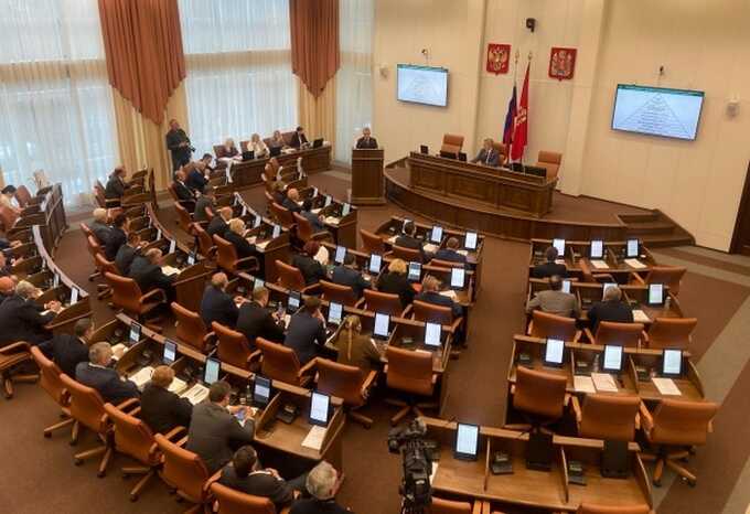 Депутаты Красноярского края предложили увеличить свои пенсии до 95 процентов от зарплаты