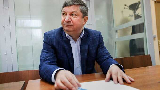 Генеральная прокуратура настаивает на лишении генерала Халила Арсланова звания и всех наград