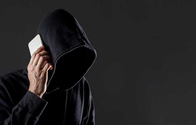 Мошенники вынудили бьюти-блогершу оформить кредит на три миллиона рублей