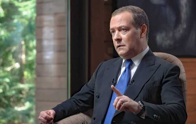 Дмитрий Медведев связал угрозы Трампа с опасностью начала третьей мировой войны